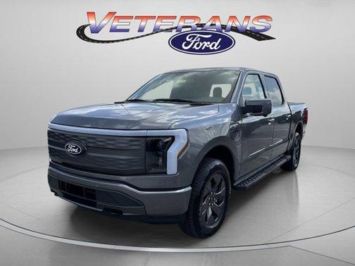 2025 Ford F-150 Lightning LARIAT