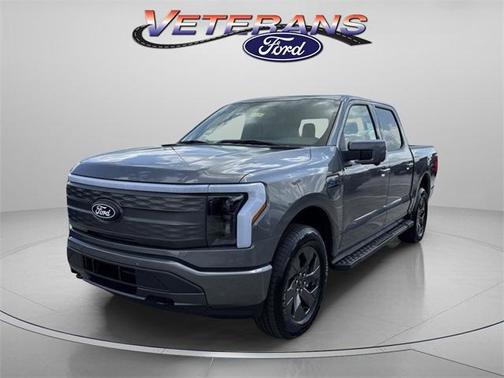 2025 Ford F-150 Lightning LARIAT