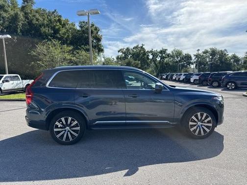 2025 Volvo XC90 B5 Core