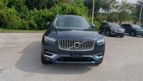 2025 Volvo XC90 B5 Core