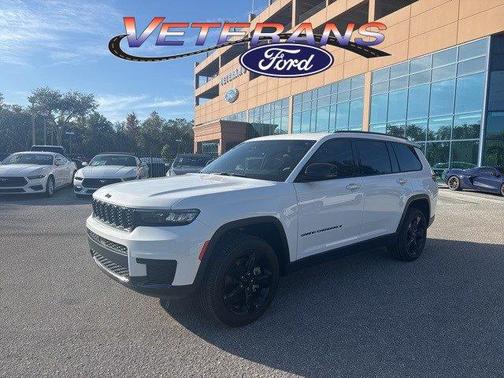 2025 Jeep Grand Cherokee L Laredo