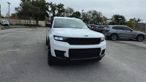 2025 Jeep Grand Cherokee L Laredo
