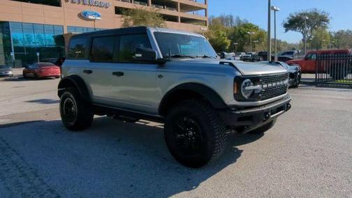 Iconic Silver Metallic 2024 Ford Bronco Wildtrak