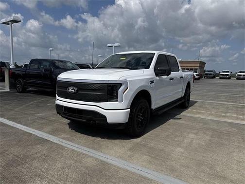 2025 Ford F-150 Lightning XLT