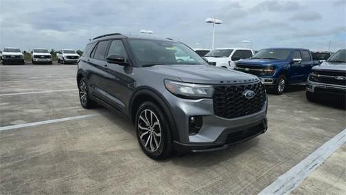 2025 Ford Explorer ST-Line