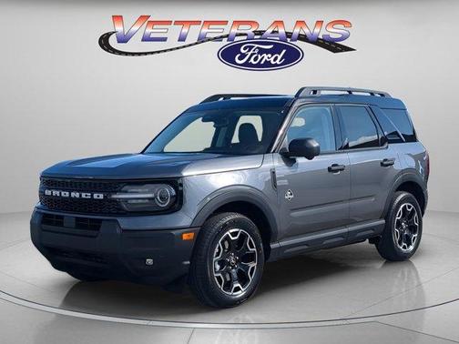 Carbonized Gray Metallic 2026 Ford Bronco Sport Outer Banks