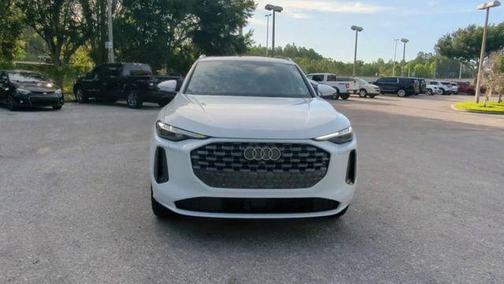 Glacier White Metallic 2025 Audi Q5 2.0T quattro Premium