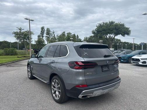 Skyscraper Gray Metallic 2025 BMW X5 PHEV xDrive50e
