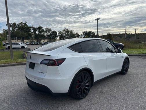 2023 Tesla Model Y Performance