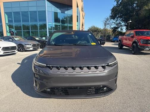 2025 Jeep Wagoneer S Launch Edition