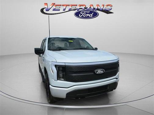 2025 Ford F-150 Lightning XLT