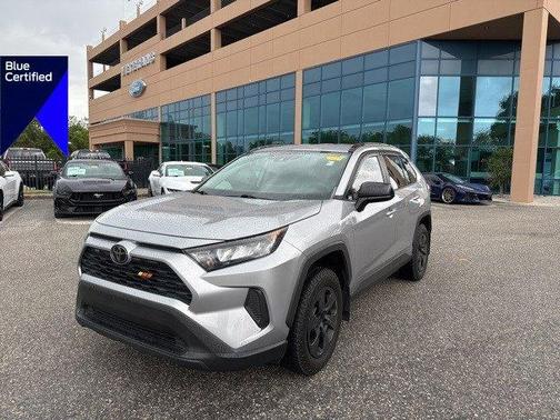 2020 Toyota RAV4 LE