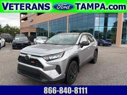 2020 Toyota RAV4 LE