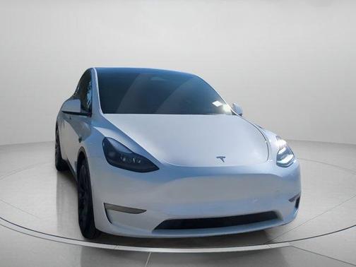 2024 Tesla Model Y Performance
