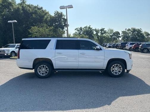 2019 GMC Yukon XL SLT