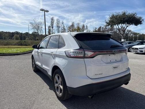 2018 Ford Edge SE