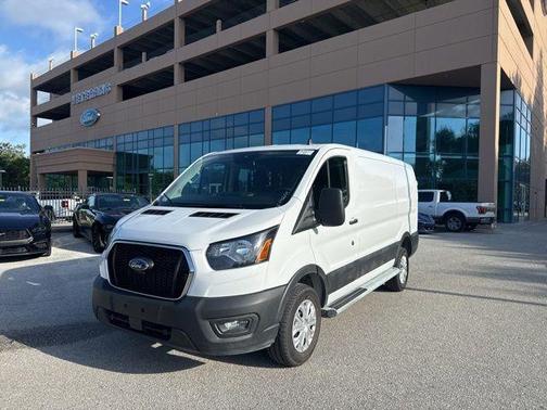 Oxford White 2025 Ford Transit-250