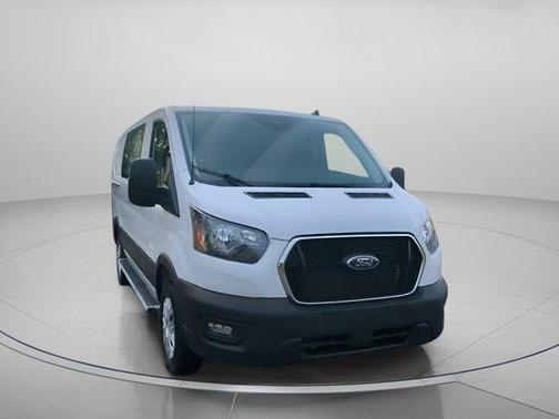 Oxford White 2025 Ford Transit-250