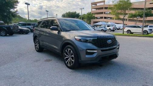 Carbonized Gray Metallic 2023 Ford Explorer ST-Line