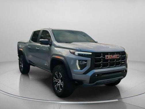Sterling 2023 GMC Canyon AT4