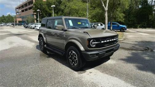 2025 Ford Bronco Outer Banks
