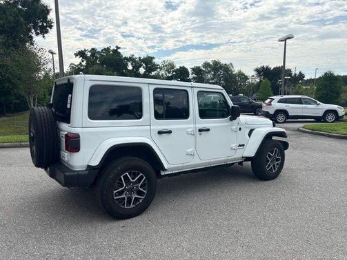 Bright White Clearcoat 2025 Jeep Wrangler Sahara