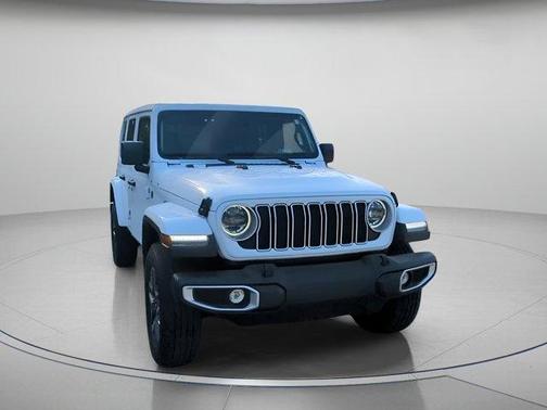 Bright White Clearcoat 2025 Jeep Wrangler Sahara