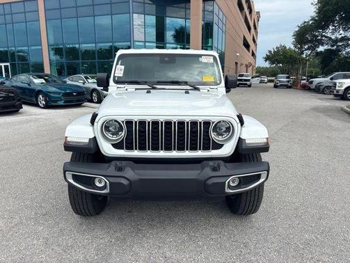 Bright White Clearcoat 2025 Jeep Wrangler Sahara