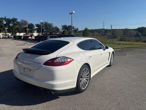 2010 Porsche Panamera 4S
