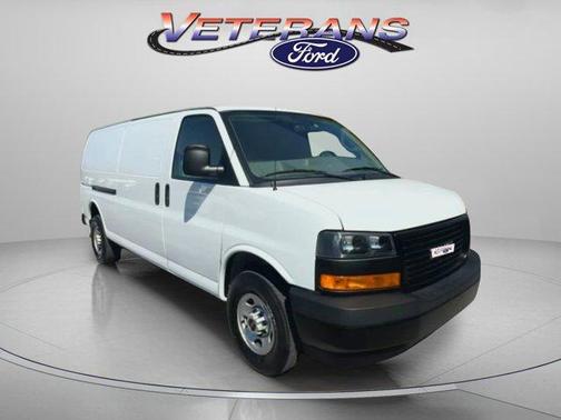2023 GMC Savana 2500 Work Van