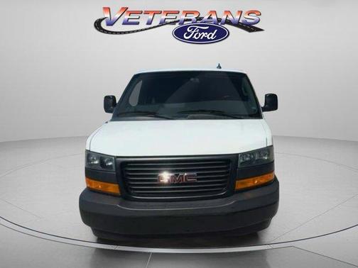 2023 GMC Savana 2500 Work Van