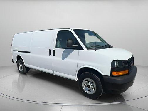 2023 GMC Savana 2500 Work Van
