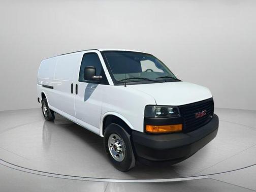 2023 GMC Savana 2500 Work Van