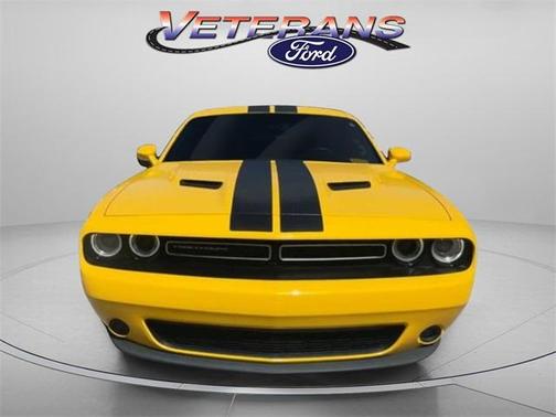 2017 Dodge Challenger SXT
