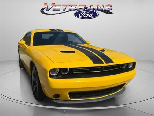 2017 Dodge Challenger SXT