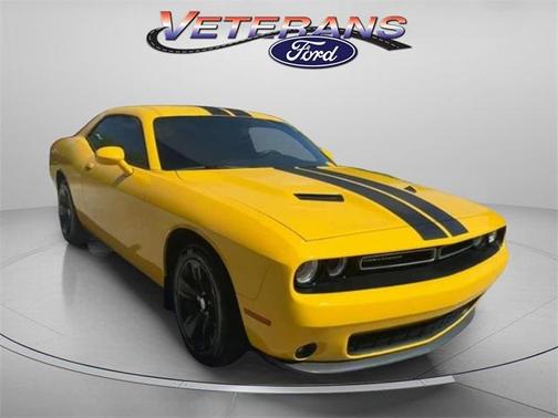 2017 Dodge Challenger SXT