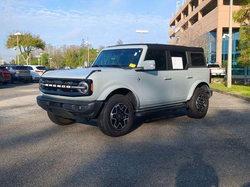 Cactus Green / Gray 2024 Ford Bronco Outer Banks