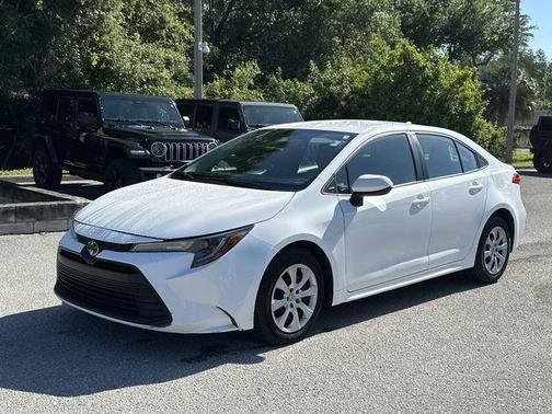 Ice 2023 Toyota Corolla LE