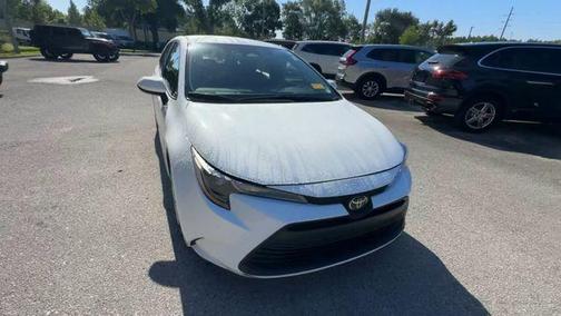 Ice 2023 Toyota Corolla LE