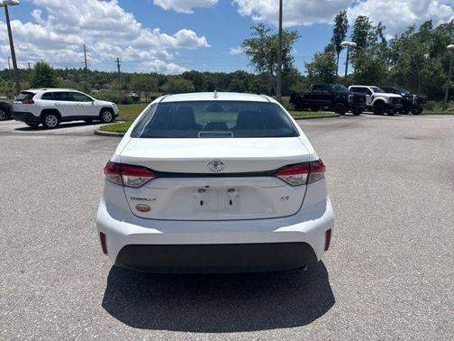Ice 2023 Toyota Corolla LE