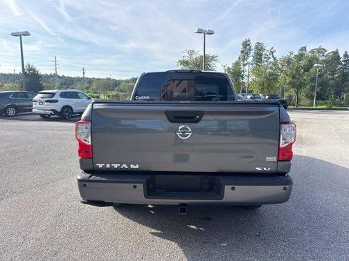 Gun Metallic 2018 Nissan Titan SV