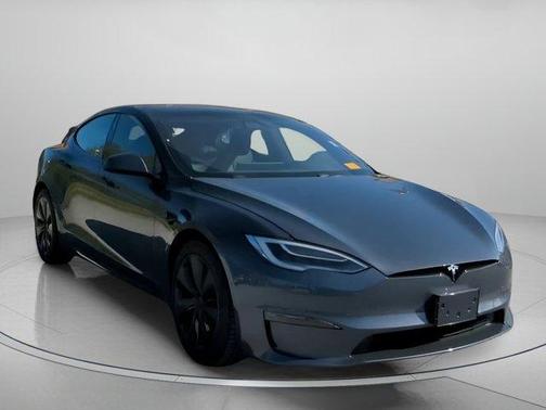 2022 Tesla Model S Base