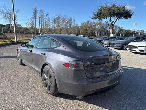 2022 Tesla Model S Base