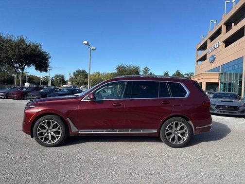 2025 BMW X7 xDrive40i