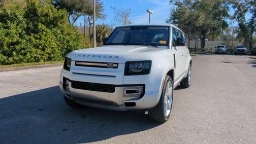 Fuji White 2022 Land Rover Defender 110 SE