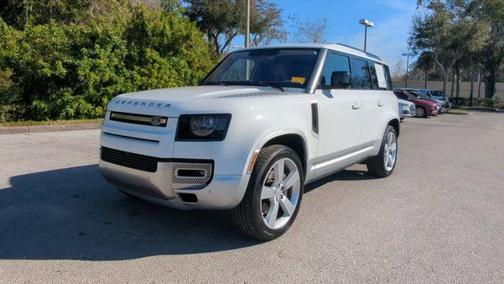 Fuji White 2022 Land Rover Defender 110 SE
