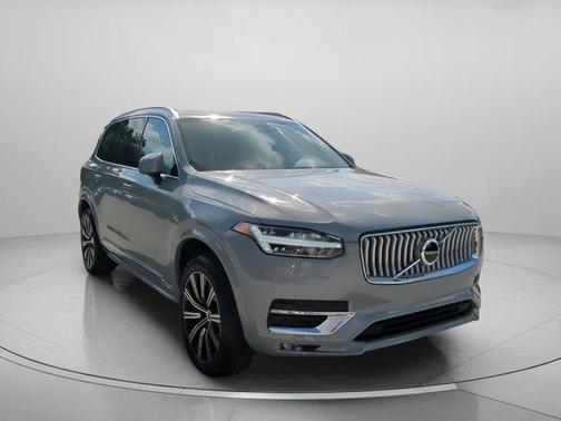 2025 Volvo XC90 B5 Core