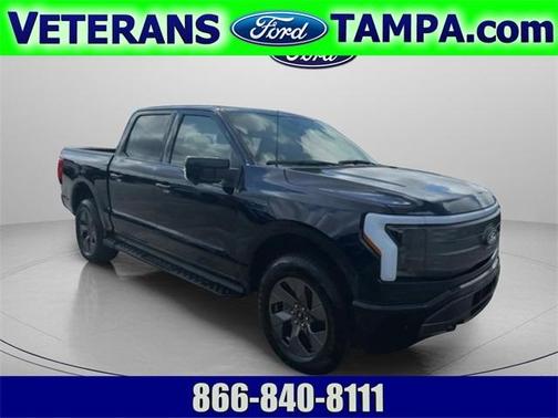 2025 Ford F-150 Lightning LARIAT
