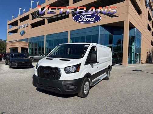 2024 Ford Transit-250 