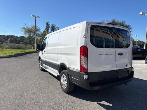 2024 Ford Transit-250 